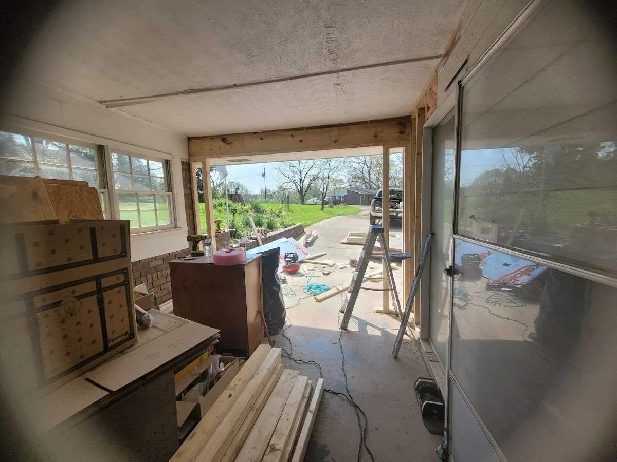 Air movers and dehumidifier for Drying & Dehumidification in Bangor